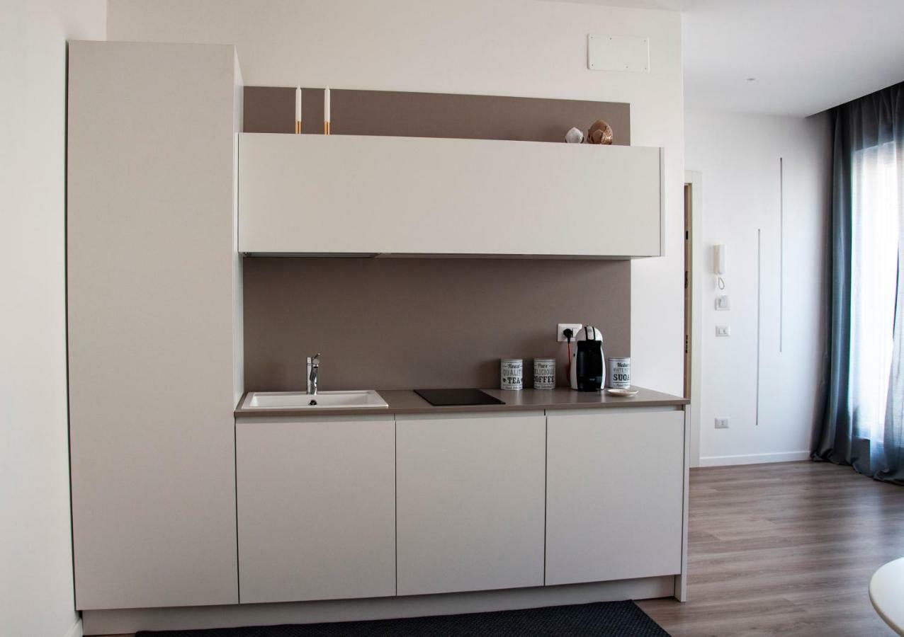Nicola'S Apartments Bari Exteriör bild
